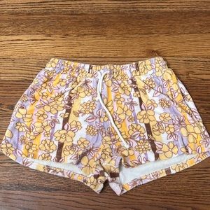 Wilfred free shorts, size L